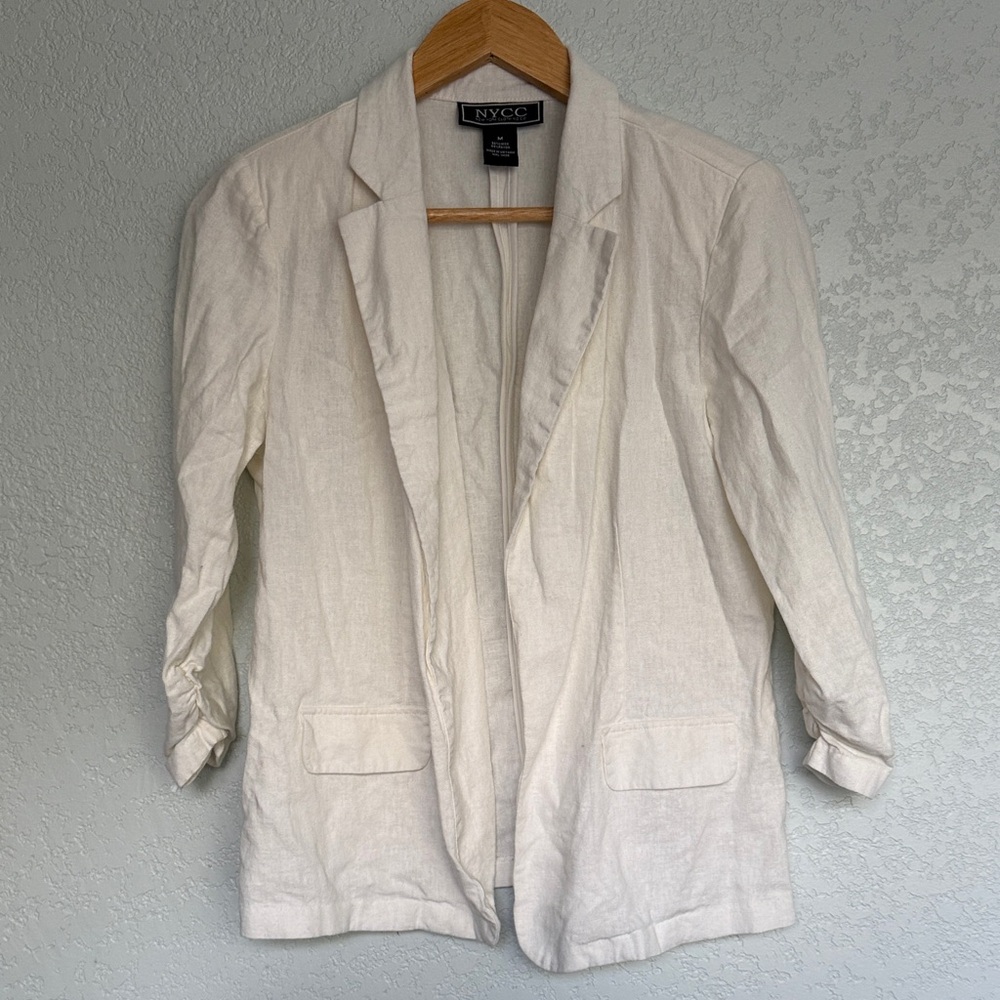 NYC Women's Off-White Blazer
0045